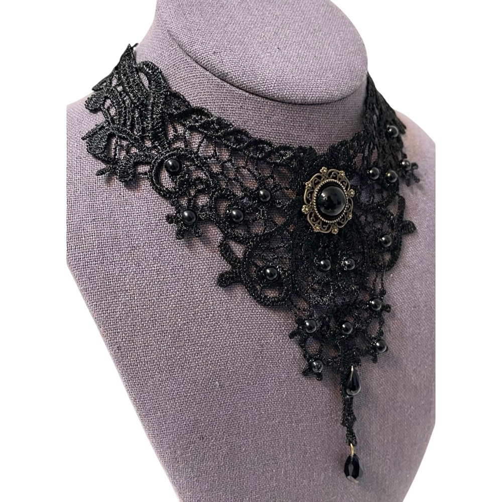 ❤️ NEW! Dark Victorian x Goth Black Lace Bib Choker - Picture 3 of 5